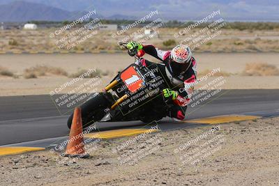 media/Dec-17-2022-SoCal Trackdays (Sat) [[224abd9271]]/Turn 9 Inside (1pm)/